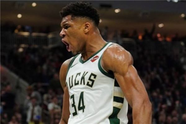 攻分球与凯 攻分球与凯